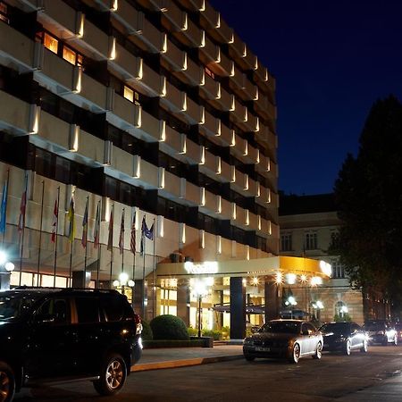 Codru Hotel Κισινάου Εξωτερικό φωτογραφία