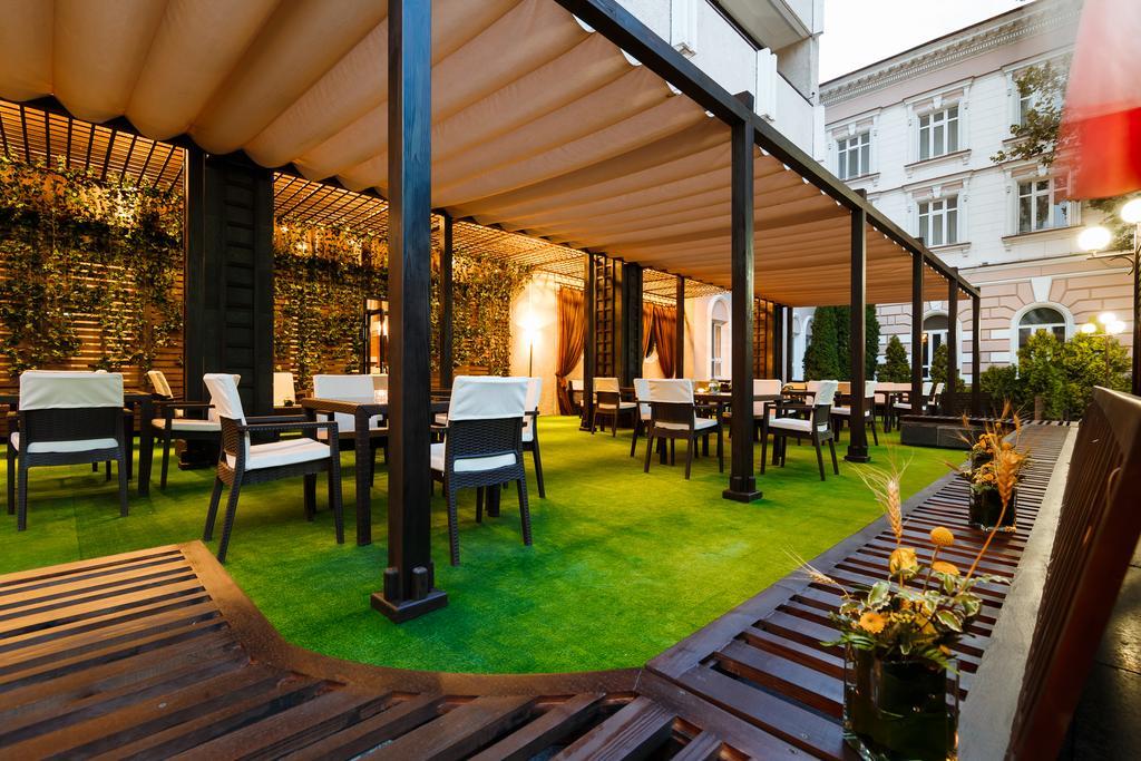 Codru Hotel Κισινάου Εξωτερικό φωτογραφία