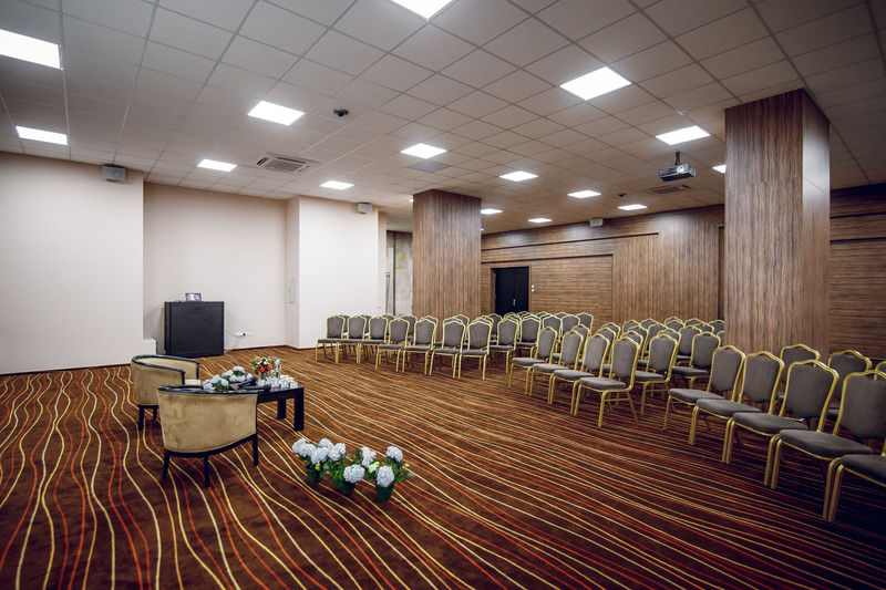Codru Hotel Κισινάου Εξωτερικό φωτογραφία