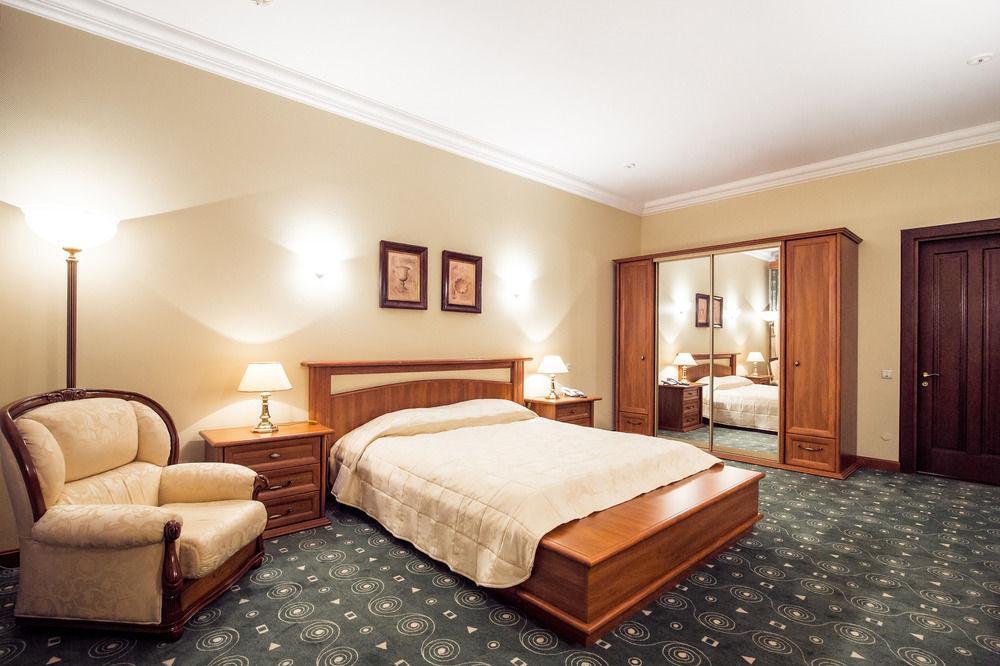 Codru Hotel Κισινάου Εξωτερικό φωτογραφία