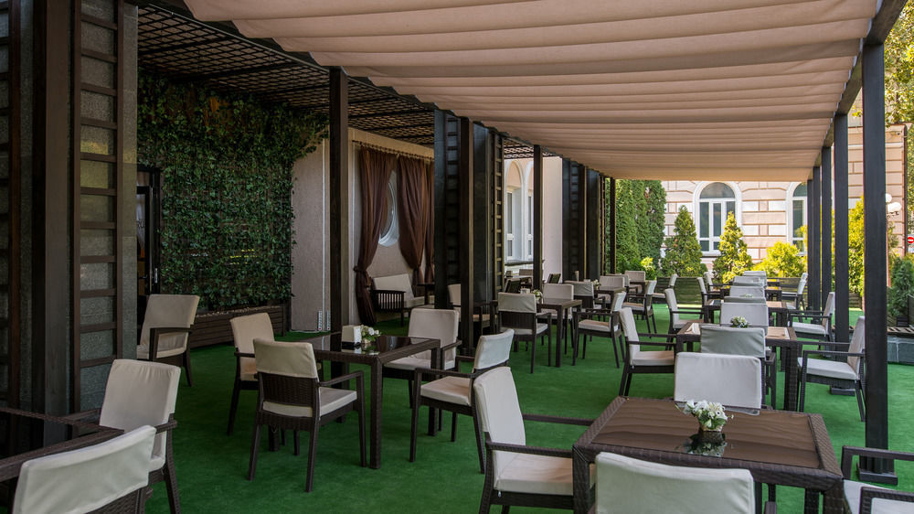 Codru Hotel Κισινάου Εξωτερικό φωτογραφία